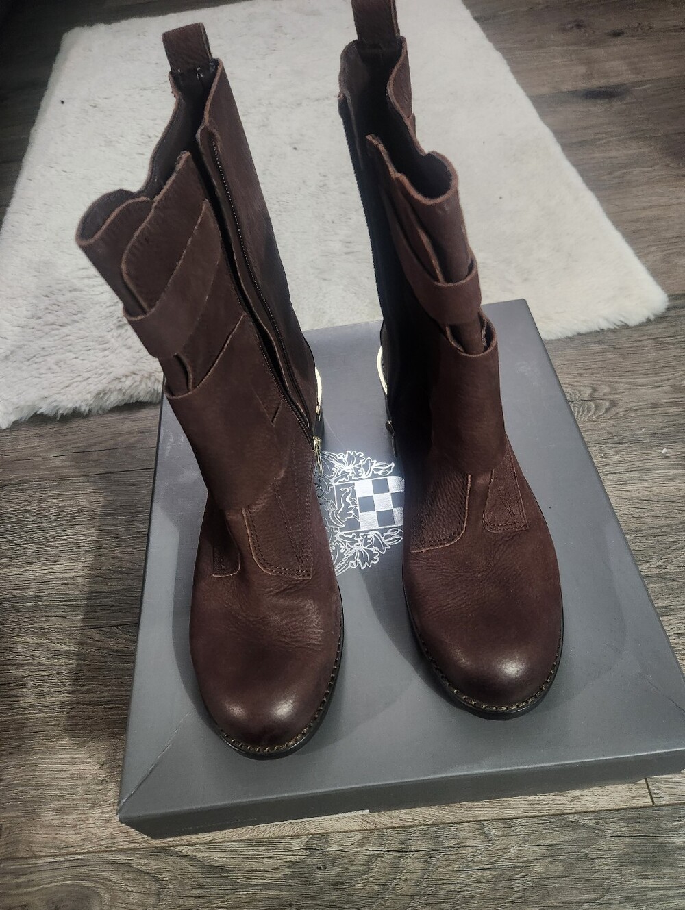 VINCE CAMUTO, Women’s Dark Brown Mid-Calf Leather Heeled Boots Size 9M